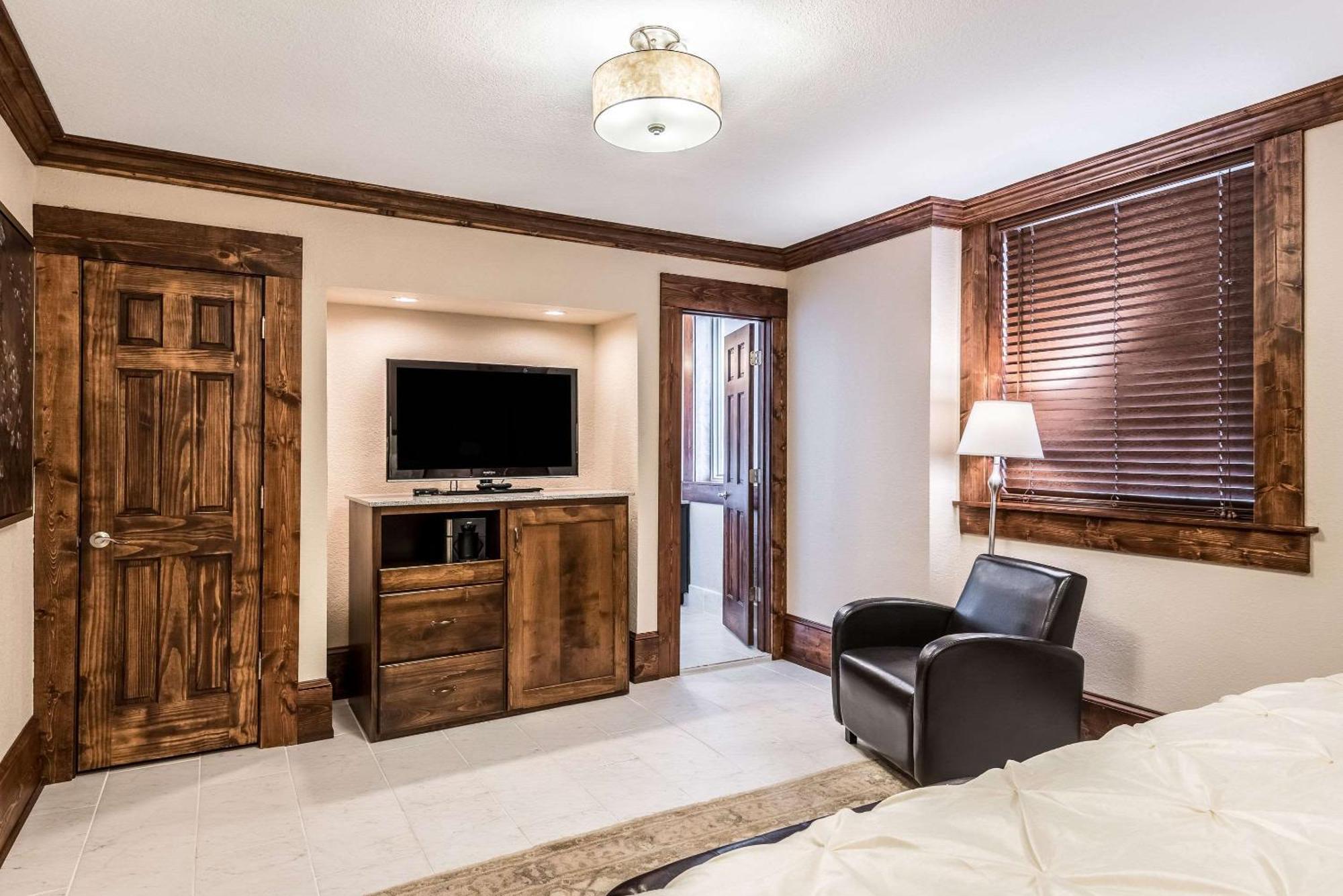 Hotel Bothwell Sedalia Central District, Ascend Hotel Collection Экстерьер фото